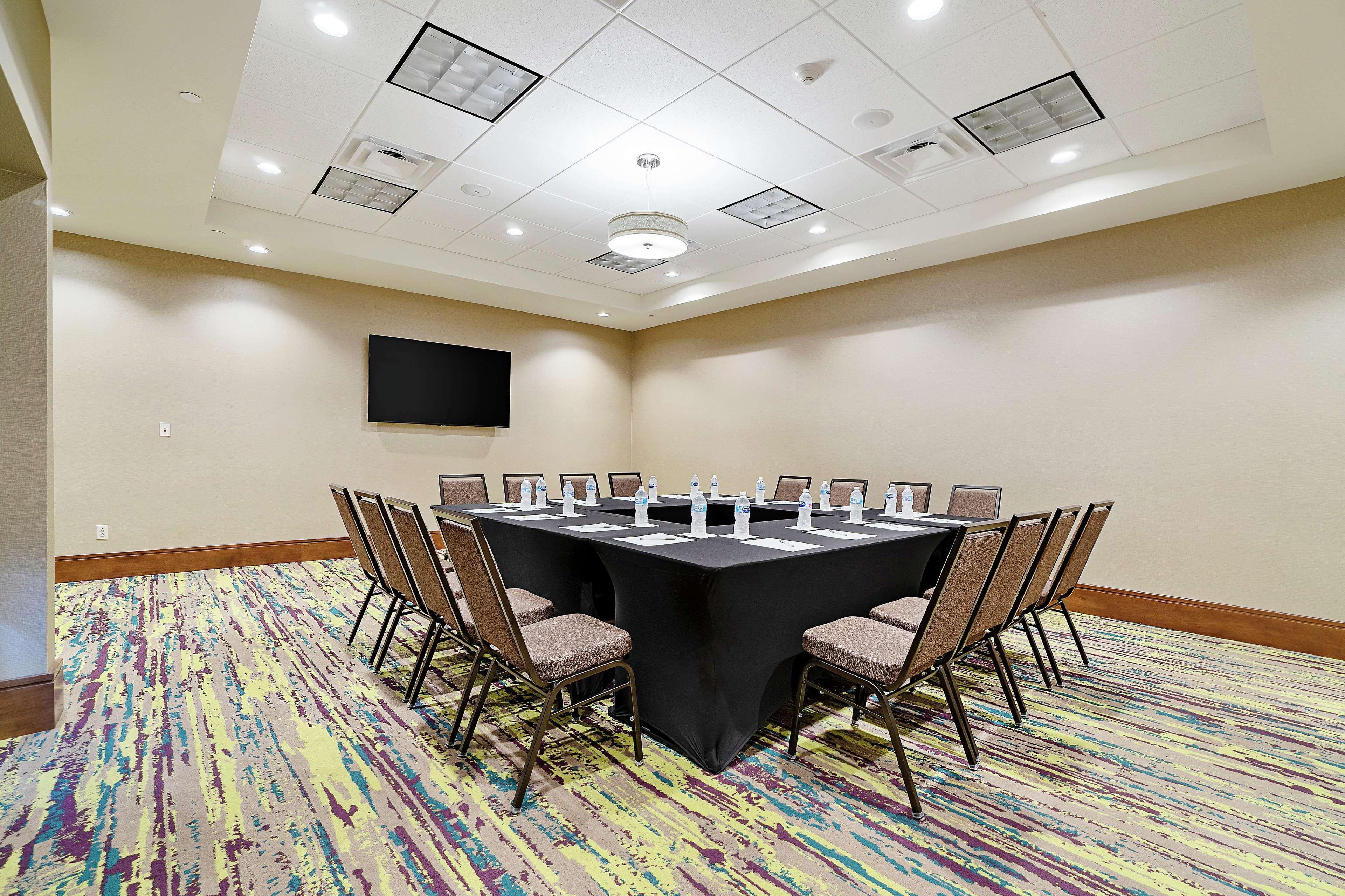 Hilton Garden Inn Edmond/Oklahoma City North Exteriér fotografie